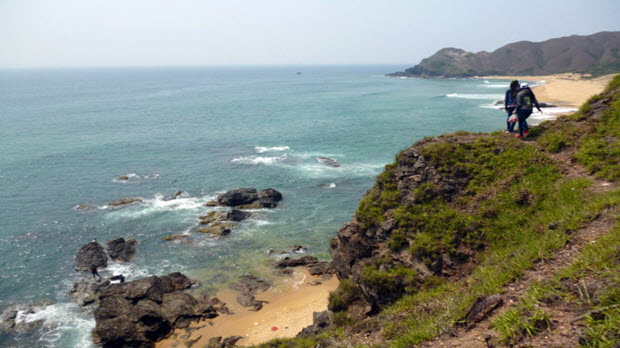  ​Ghềnh đá Hoài Hải, vẻ đẹp hoang sơ hút hồn du khách  